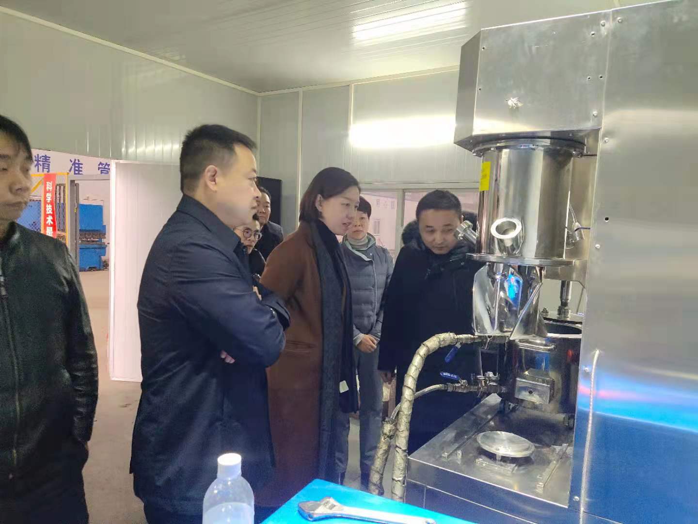 湖南麥克斯攪拌捏合設(shè)備有限公司,湘潭攪拌混合設(shè)備生產(chǎn)銷售,湘潭立式捏合機(jī)生產(chǎn)銷售 湖南麥克斯攪拌捏合設(shè)備有限公司,湘潭攪拌混合設(shè)備生產(chǎn)銷售,湘潭立式捏合機(jī)生產(chǎn)銷售